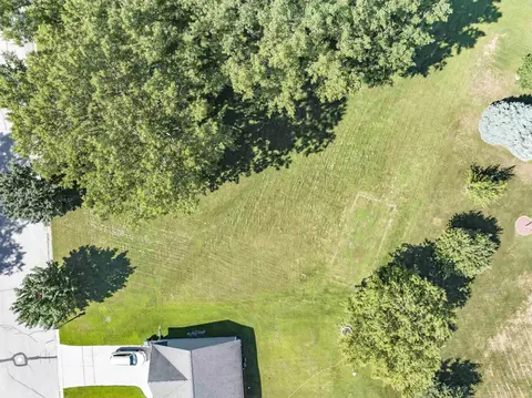 pinecrest road, Howard, WI 54313 photo 13