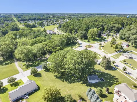 pinecrest road, Howard, WI 54313 photo 12