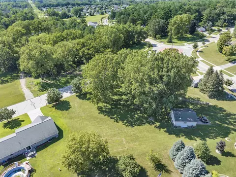 pinecrest road, Howard, WI 54313 photo 11