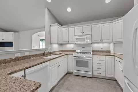 5015 W Boxwood Ln, Appleton, WI 54913 photo 8