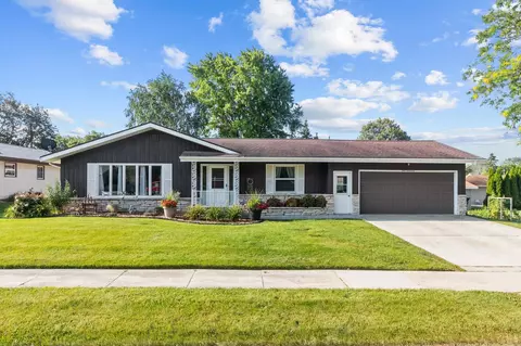 417 Manhattan St, Chilton, WI 53014