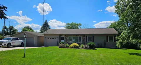 n225 36th Road, Berlin, WI 54923