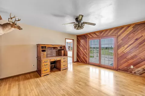 5207 Frontier Rd, Denmark, WI 54208 photo 7