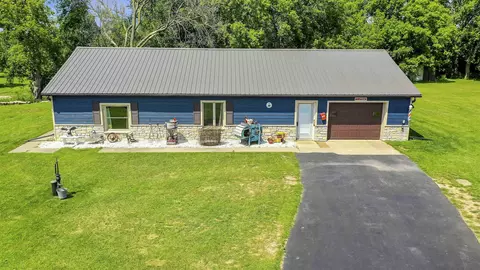 3466 Mid Valley Rd, De Pere, WI 54115