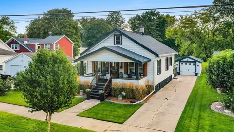 730 S Irwin Ave, Green Bay, WI 54301