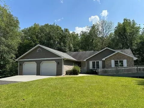 1107 Crooked Creek Rd, Oneida, WI 54155