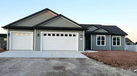 2018 Bear Paw Trl, Kaukauna, WI 54130