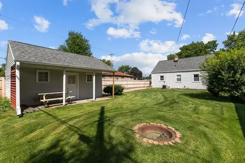Exterior - 509 E Coolidge Ave, Appleton, WI 54915 photo 3 of 5
