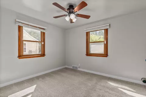Bedroom - 509 E Coolidge Ave, Appleton, WI 54915 photo 4 of 8
