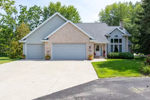 5106 I Ah Maytah Rd, Oshkosh, WI 54901