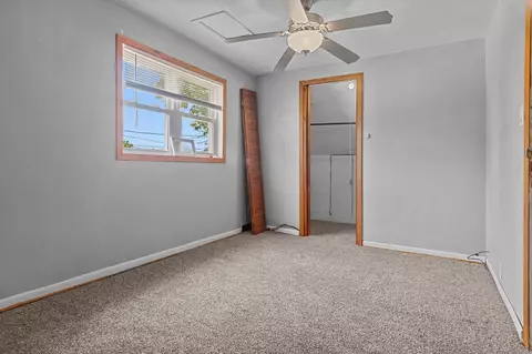 Bedroom - 1401 N Bennett St, Appleton, WI 54911 photo 2 of 3