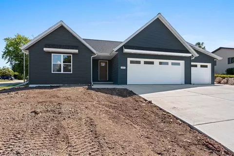 535 E Compass St, Sturgeon Bay, WI 54235