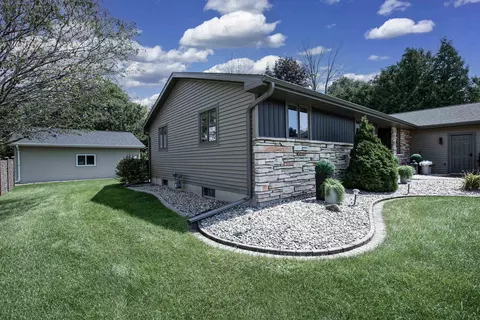 n294 Rogers Lane, Appleton, WI 54915 photo 5
