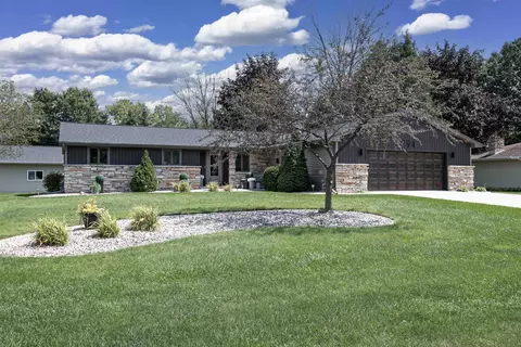 n294 Rogers Lane, Appleton, WI 54915