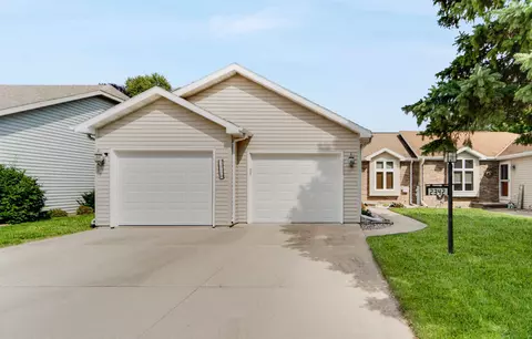 2342 N Cloudview Dr, Appleton, WI 54914