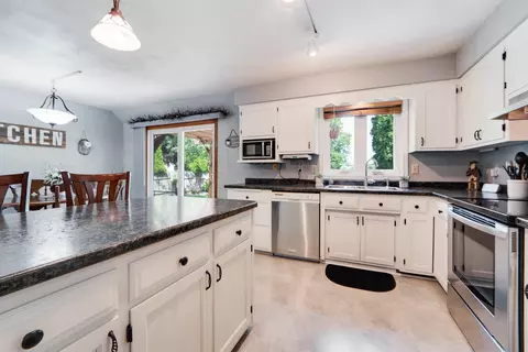 2342 N Cloudview Dr, Appleton, WI 54914 photo 9
