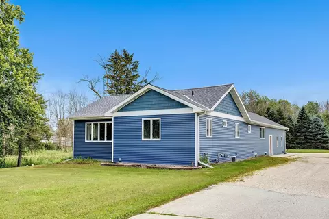 e4463 County Road K, Algoma, WI 54201