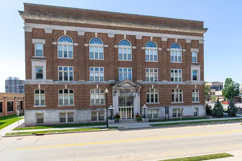 105 Washington Ave #003, Oshkosh, WI 54901