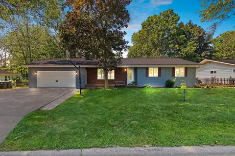 1419 S Evergreen St, Shawano, WI 54166