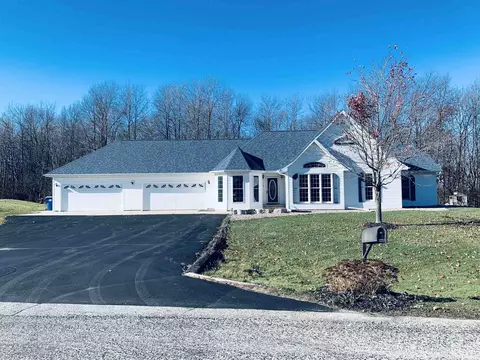3781 Schmidt Rd, De Pere, WI 54115