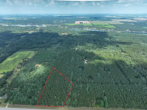 w norway court, Hancock, WI 54943