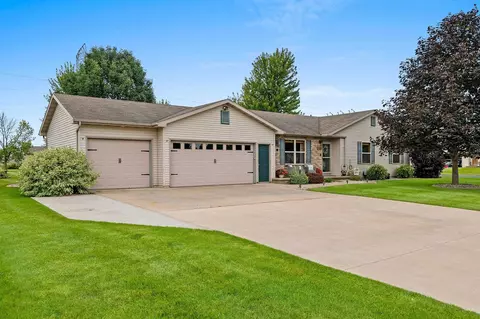 w5387 Linden Hill Drive, Appleton, WI 54915