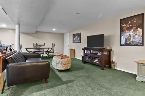 1500 S Telulah Ave, Appleton, WI 54915 photo 22