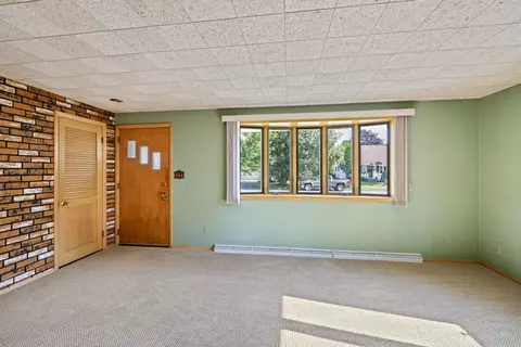 Living - 231 W Pershing St, Appleton, WI 54911 photo 3 of 3