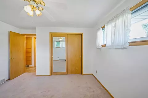 Bedroom - 231 W Pershing St, Appleton, WI 54911 photo 5 of 6