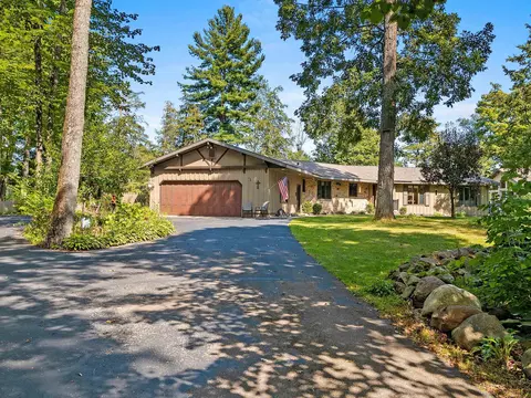 n6914 South Forest Haven Road, Shawano, WI 54166