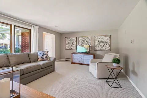 Living - 244 Clay St, Wrightstown, WI 54180 photo 5 of 7