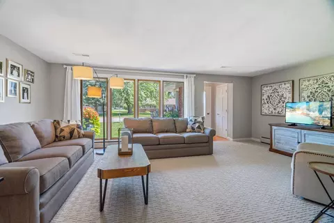 Living - 244 Clay St, Wrightstown, WI 54180 photo 6 of 7