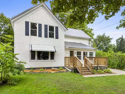 313 N Mckenzie Ave, Gillett, WI 54124