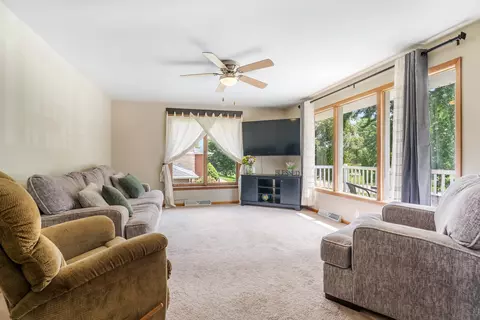 Living - 1030 Edgewood Dr, Appleton, WI 54913 photo 1 of 5