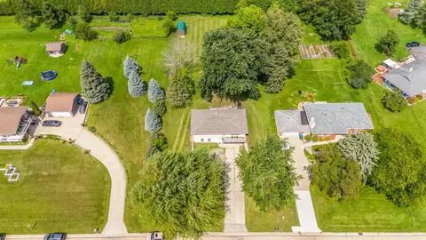 View/Area - 1030 Edgewood Dr, Appleton, WI 54913 photo 4 of 7