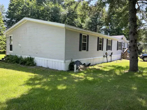 17200 Brookside Ct, Townsend, WI 54175