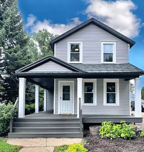 135 N Bennett St, Appleton, WI 54914