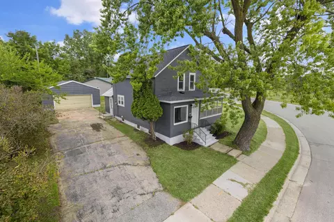 243 N Maple Ave, Oconto Falls, WI 54154