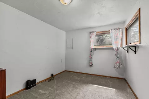 Bedroom - 617 W Atlantic St, Appleton, WI 54911 photo 4 of 4
