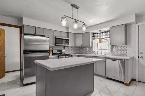Kitchen - 617 W Atlantic St, Appleton, WI 54911 photo 2 of 3
