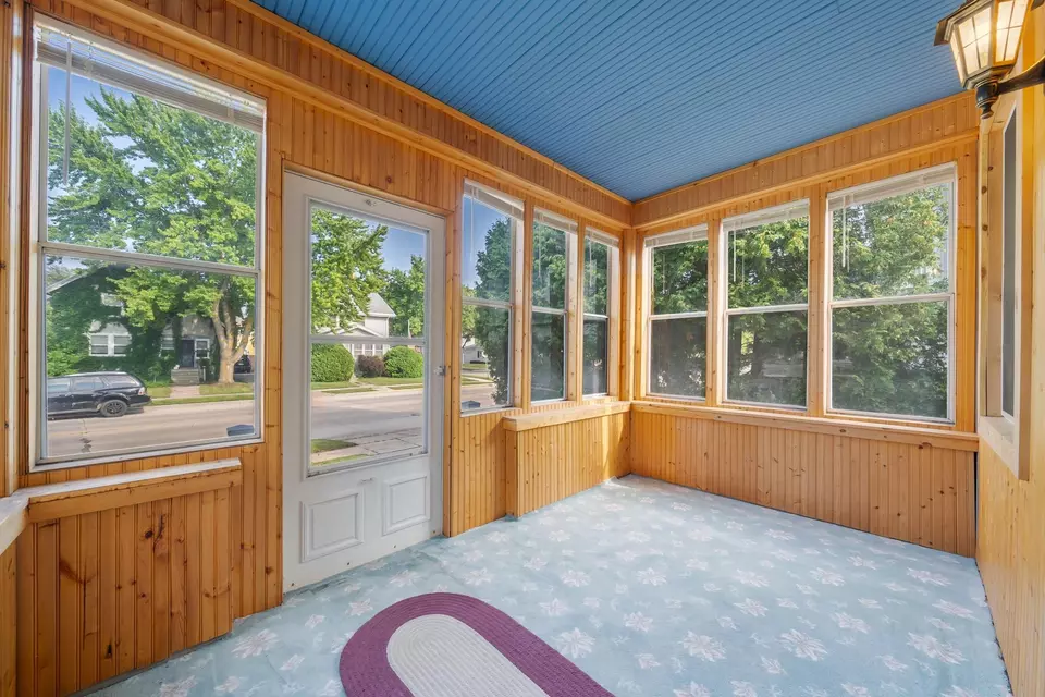  406 N Park Ave, Fond Du Lac, WI 54935 photo 3