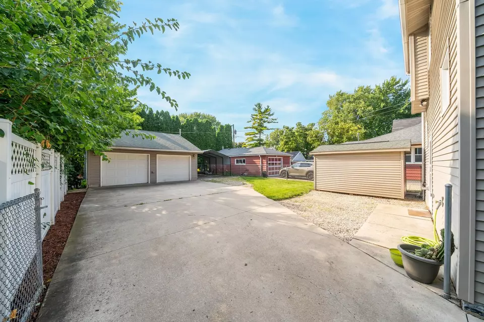  406 N Park Ave, Fond Du Lac, WI 54935 photo 30