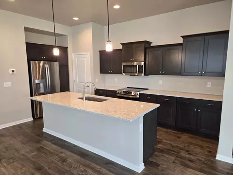 2391 E Baldeagle Dr, Appleton, WI 54913 photo 6