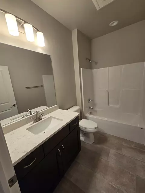 2391 E Baldeagle Dr, Appleton, WI 54913 photo 4