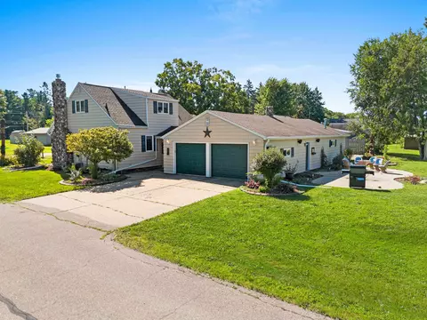 n5625 North Washington Street, Shawano, WI 54166