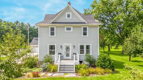 8405 Steeple Hill Dr, Larsen, WI 54947