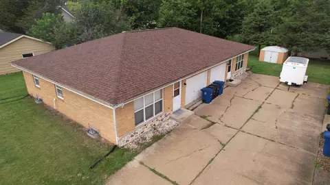 1502 W Linwood Ave, Oshkosh, WI 54901