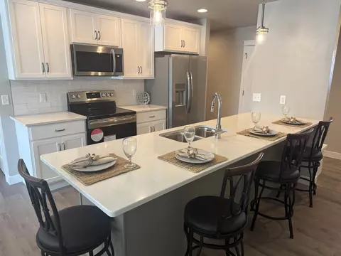 4802 N Marlo Way #18, Appleton, WI 54913 photo 5