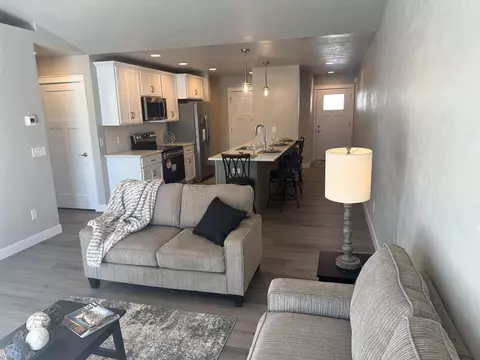 4802 N Marlo Way #18, Appleton, WI 54913 photo 4