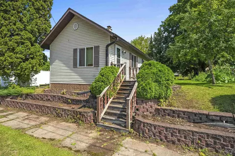 5352 Linden St, Laona, WI 54541